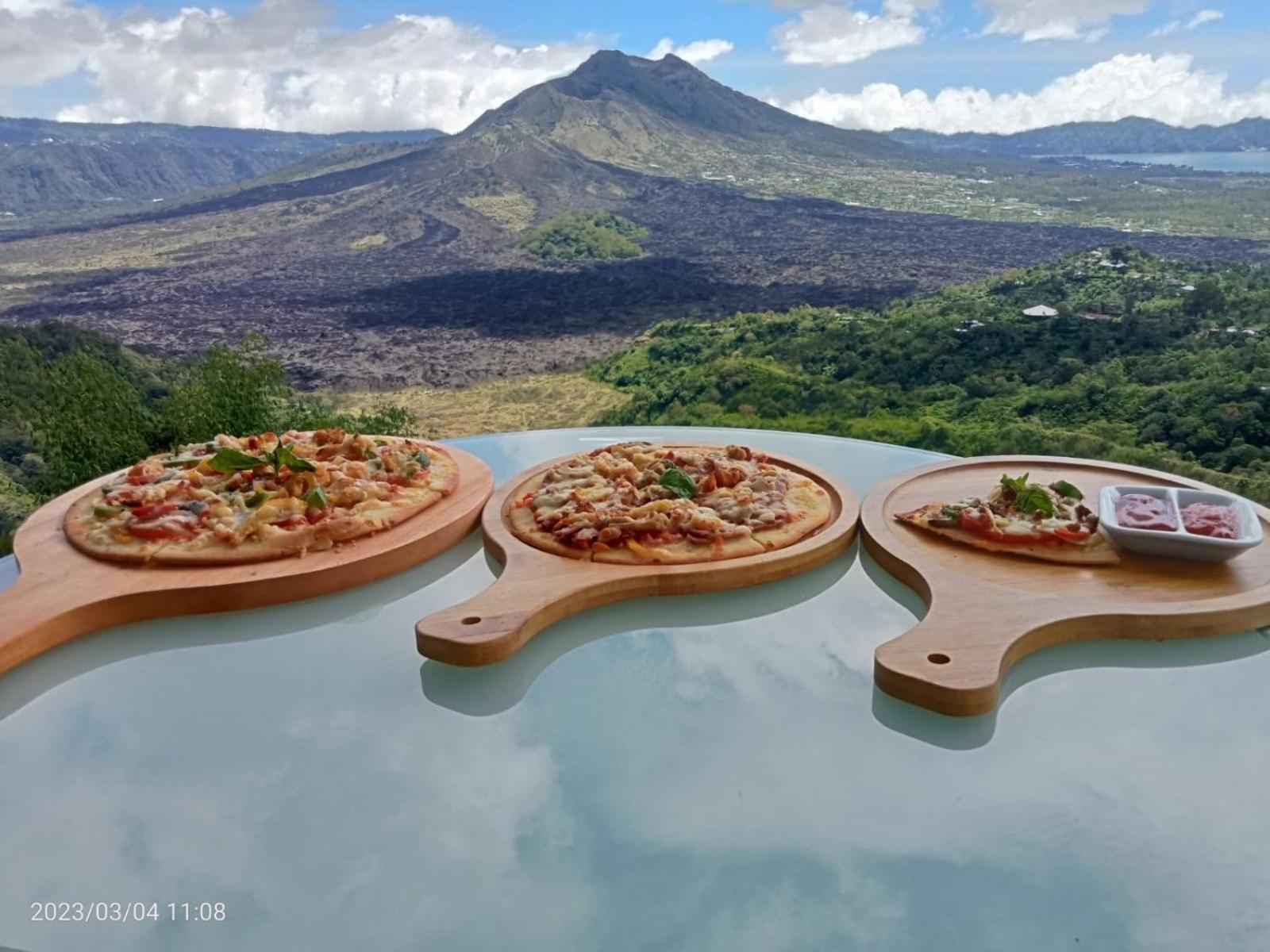 Devanora Hotel & Resto Кинтамани Экстерьер фото